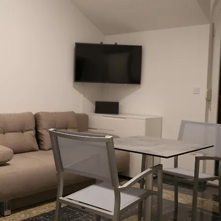 Mk Nin 5 Apartment Vrsi