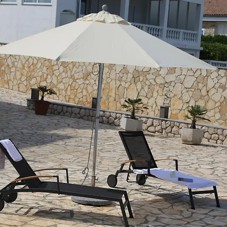 Mk Nin 5 Apartment Vrsi